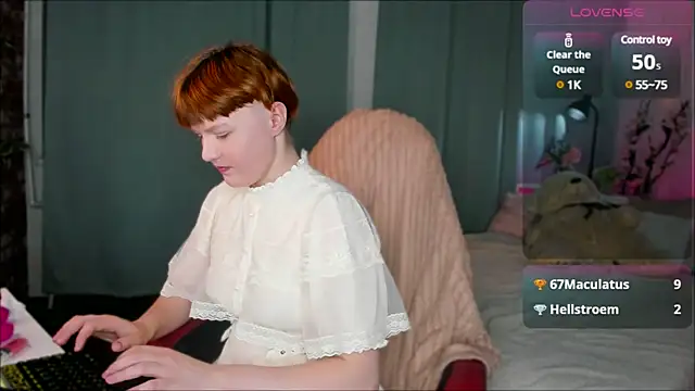 DreamyLuna online show from January 2025 11:58:01 PM