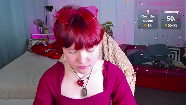 DreamyLuna online show from February 2025 08:33:02 PM