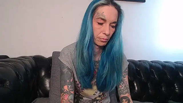 RavenryderUK online show from December 2024 11:01:01 AM