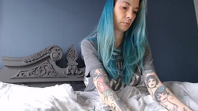 RavenryderUK online show from January 2025 10:45:01 AM