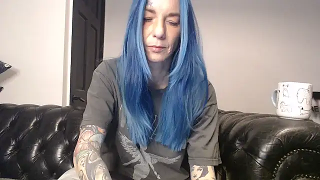 RavenryderUK online show from February 2025 10:00:02 PM