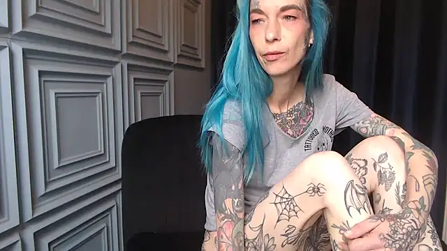 RavenryderUK online show from April 2026 12:19:02 PM