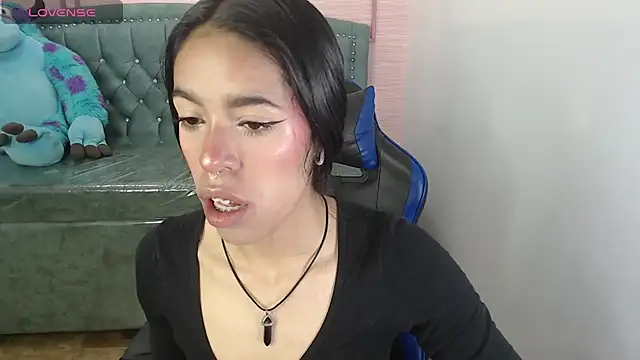 stephania t online show from February 2025 10:27:02 AM