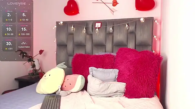 julz 03 online show from March 2025 07:26:02 PM