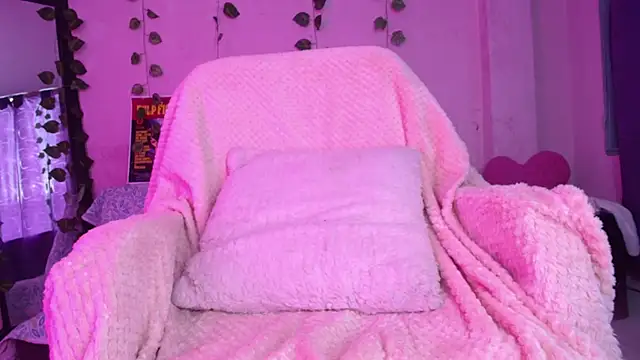 Gaby Tailor online show from January 2025 08:33:02 PM