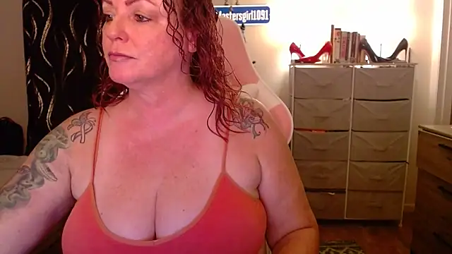 Nikkimastersgirl1091 online show from October 2025 07:01:02 PM