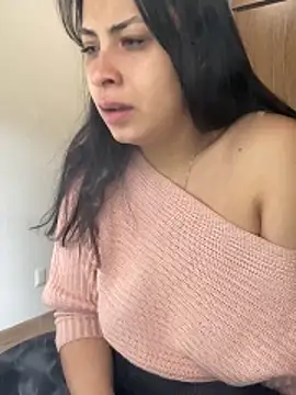 Effyvice13 online show from December 2025 08:37:02 PM