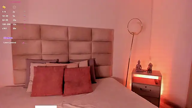 SaraMonroe1 online show from September 2025 11:34:02 AM