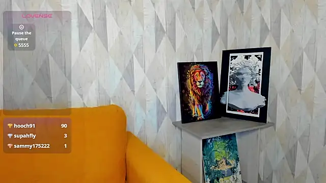 Michelle Blond online show from February 2025 05:40:01 PM