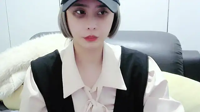 yourz tw online show from March 2025 12:25:02 PM