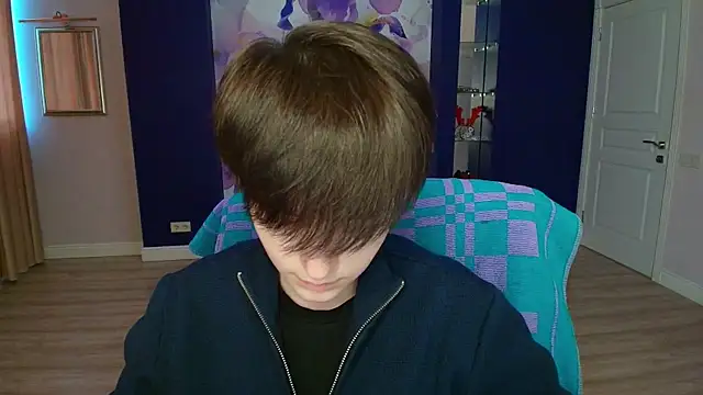 EmiliaYours online show from February 2025 12:44:01 PM