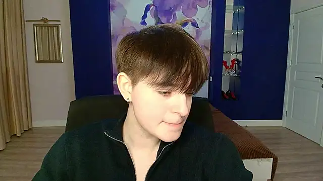 EmiliaYours online show from March 2025 04:21:01 PM