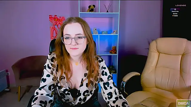 luna berryy online show from December 2024 10:29:01 PM