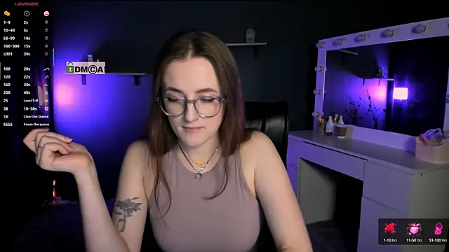 luna berryy online show from March 2025 09:26:01 PM