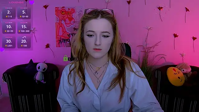 luna berryy online show from April 2026 07:28:02 PM