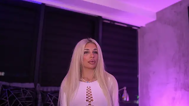 Candy Ivy online show from September 2025 05:24:02 PM