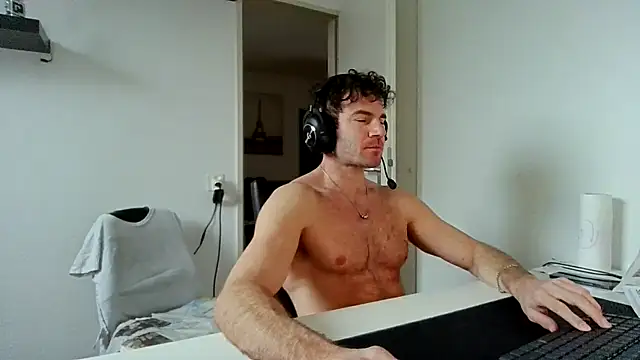 alpha-hunk online show from January 2026 09:46:02 AM