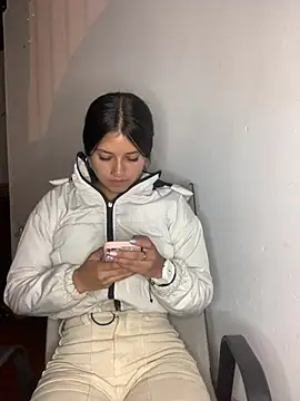 Kyna euphoria online show from January 2025 01:18:02 AM