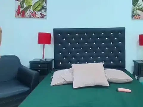 RominaKleiin online show from December 2024 03:44:02 PM