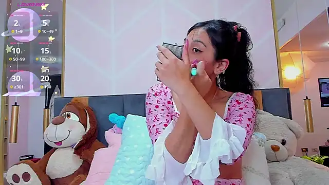 MadyJackson online show from September 2025 11:48:01 AM