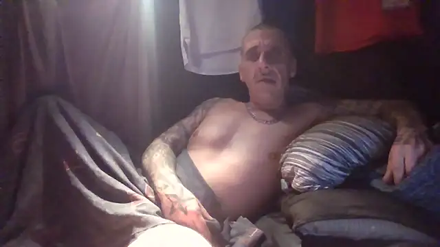 CandiedPompano online show from October 2025 05:00:01 PM