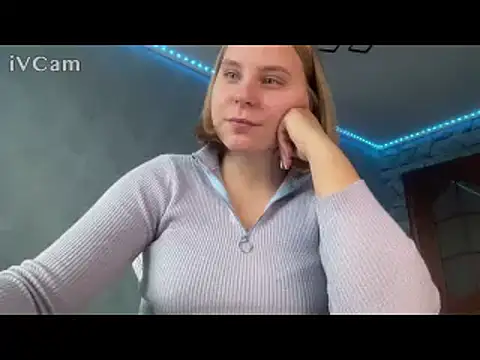 Thalia  Star online show from December 2024 10:49:02 AM