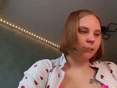 Thalia  Star online show from December 2024 10:32:01 AM