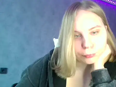 Thalia  Star online show from January 2025 08:31:01 AM