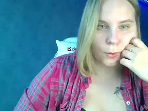 Thalia  Star online show from January 2025 11:01:02 AM