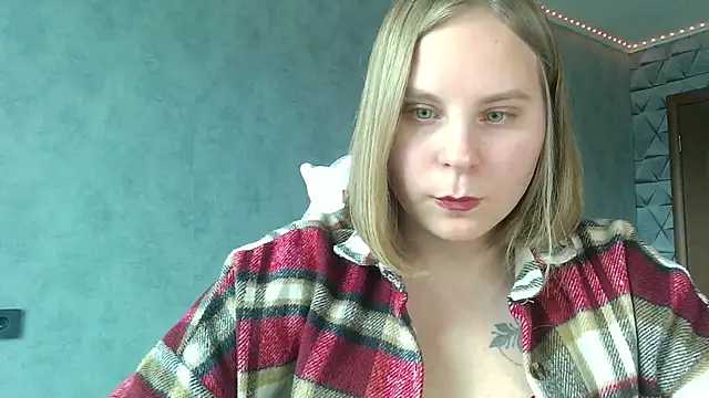 Thalia  Star online show from January 2025 11:23:02 AM