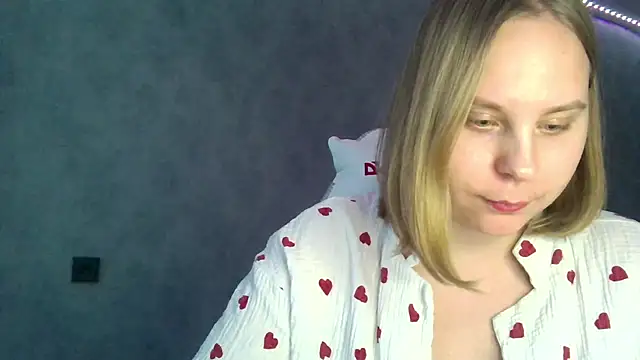 Thalia  Star online show from February 2025 02:43:01 PM