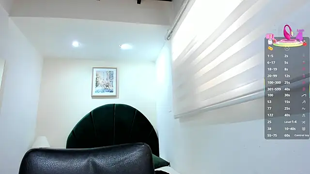 ebbafernandez  online show from April 2026 12:04:01 PM