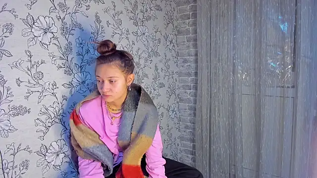 EllaSky xoxo online show from November 2025 11:43:02 PM