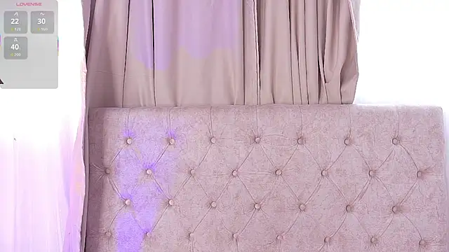 Alyssa jones online show from November 2025 01:55:02 PM