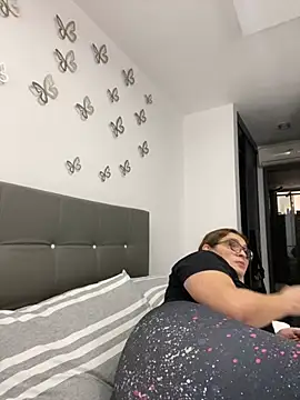 AntonellaAlondra4 online show from January 2025 07:06:01 PM