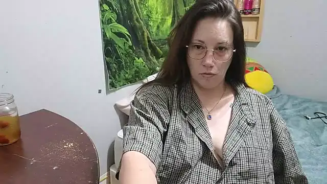 ThickGirlsDoItBetter online show from January 2025 11:24:01 PM