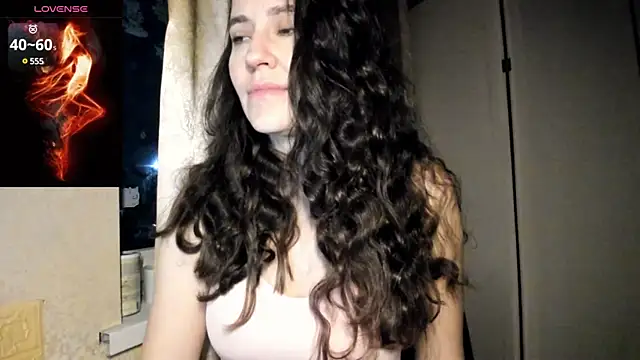 Snapshot of Found_Me chatting on December 2024 12:23:01 AM Found Me online show from December 2024 12:23:01 AM