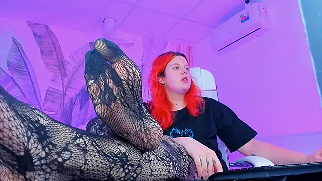 NielletaBlossom online show from February 2025 02:24:02 PM