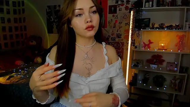 AkiraKatsu online show from January 2026 11:04:01 AM