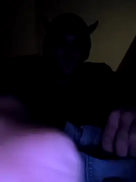 Snapshot of potholder420 chatting on October 2025 04:44:01 AM potholder420 online show from October 2025 04:44:01 AM