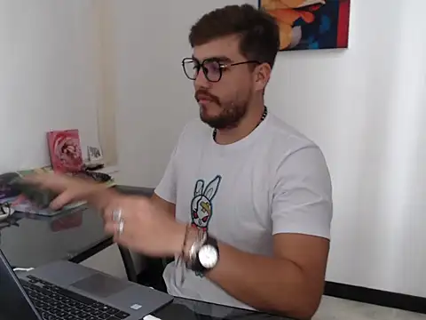 Dylanwish online show from December 2024 07:16:01 PM