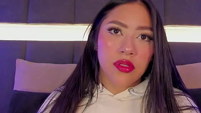 nicolle pierce online show from January 2025 12:48:02 PM