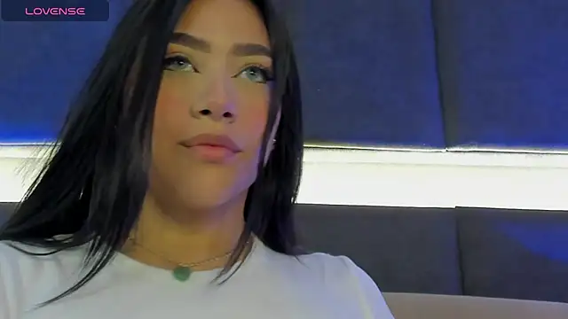 nicolle pierce online show from March 2025 01:07:02 PM