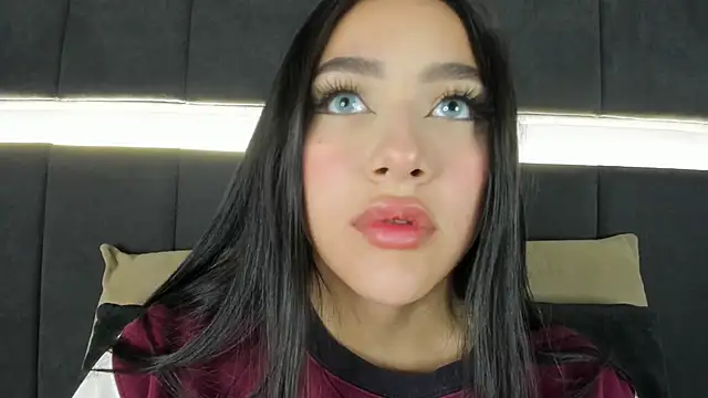 nicolle pierce online show from September 2025 02:33:02 PM