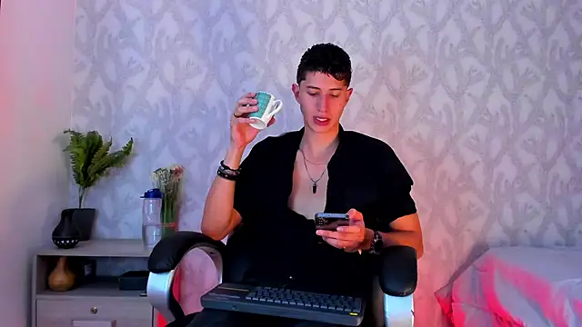 Dorianmistery2322  online show from January 2025 07:25:01 AM