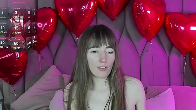 MillicentFarrell online show from February 2025 08:00:01 PM