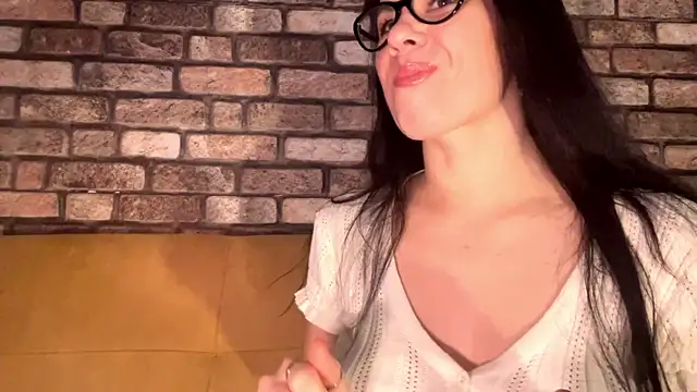 Snapshot of Lora_Squirt chatting on February 2025 01:30:02 PM Lora Squirt online show from February 2025 01:30:02 PM