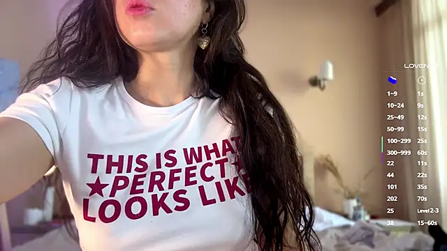 Snapshot of Lora_Squirt chatting on November 2025 08:25:01 AM Lora Squirt online show from November 2025 08:25:01 AM