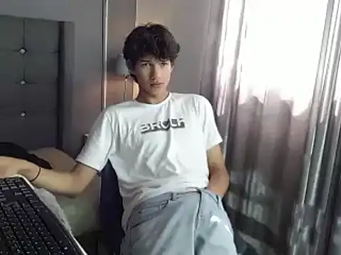 Snapshot of jason_graeats chatting on December 2024 05:16:01 PM jason graeats online show from December 2024 05:16:01 PM