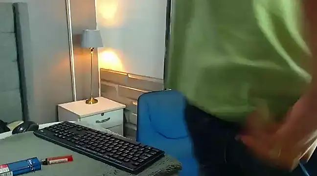 Snapshot of jason_graeats chatting on December 2024 03:54:02 AM jason graeats online show from December 2024 03:54:02 AM